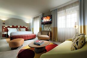 Hard Rock Hotel Marbella – Puerto Banús