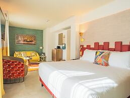 Hard Rock Hotel Marbella – Puerto Banús