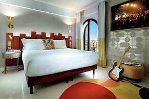 Hard Rock Hotel Marbella – Puerto Banús