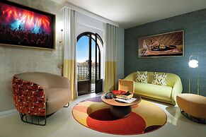 Hard Rock Hotel Marbella – Puerto Banús