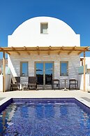 Sea Breeze Santorini Beach Resort, Curio Collection Hilton