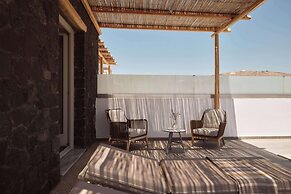 Sea Breeze Santorini Beach Resort, Curio Collection Hilton