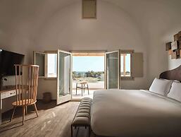 Sea Breeze Santorini Beach Resort, Curio Collection Hilton