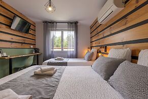 Logis Hôtel Paris-Madrid