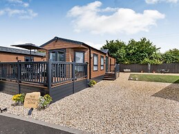 The Cotswold Holiday Lodge