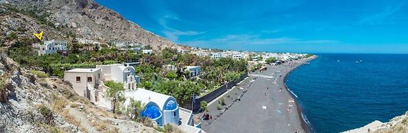 Moschatos Beach House