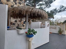 Moschatos Beach House