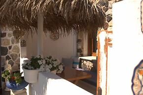 Moschatos Beach House