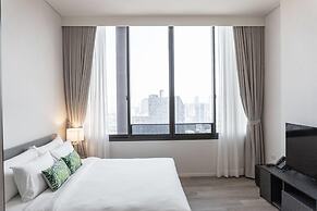 Ramada by Wyndham Bangkok Sukhumvit 87