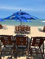 Santorini Beach Hotel