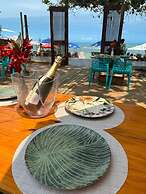 Santorini Beach Hotel