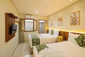 Santorini Beach Hotel