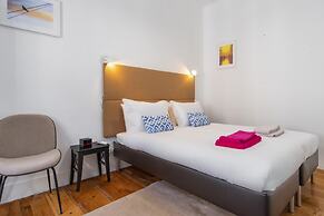 LV Premier Baixa DO1 Spacious Central AC Design