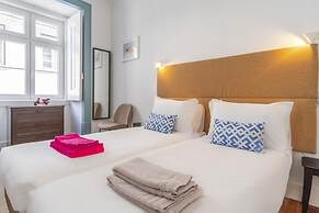 LV Premier Baixa DO1 Spacious Central AC Design