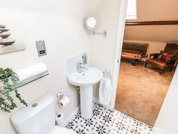 Station Masters Cottage