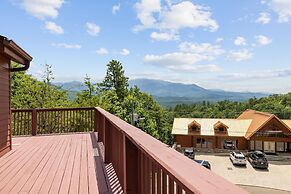 Pinnacle Pool View Lodge #625