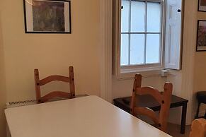 Impeccable 1-bed Apartment in Ilfracombe