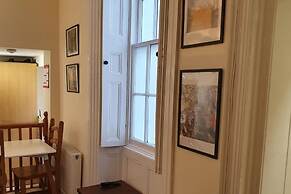 Impeccable 1-bed Apartment in Ilfracombe