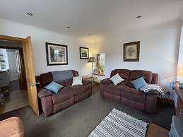 1 Keepers Cottage, Skeabost Bridge, Isle Of Skye