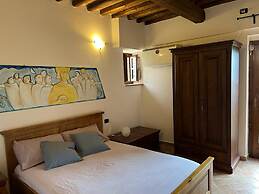 Lovely Home Between Volterra and San Gimignano