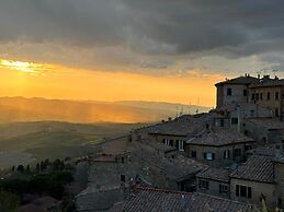 Lovely Home Between Volterra and San Gimignano