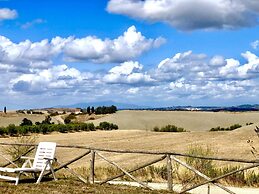 Lovely Home Between Volterra and San Gimignano