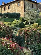 Lovely Home Between Volterra and San Gimignano