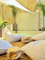 Athens The L7 Str - Luxury Boutique Collection Hotel