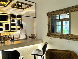 Athens The L7 Str - Luxury Boutique Collection Hotel