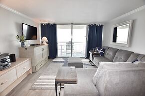 0406 Waters Edge Resort 1 Bedroom Condo by RedAwning