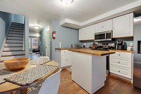Hillyer Manner - Comfy Townhouse In Great Location! 3 Bedroom Townhous