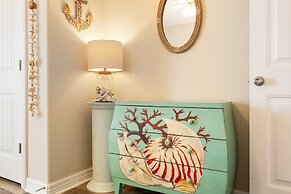 The Esscape 3 Bedroom Home by RedAwning