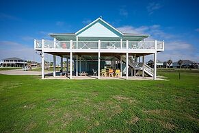 The Esscape 3 Bedroom Home by RedAwning