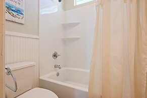 The Esscape 3 Bedroom Home by RedAwning