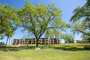 Hillside River Retreat Rg 306 3 Bedroom Condo by RedAwning