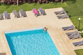 With Pool in the Tourist Area, Alameda Formosa I