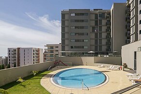 Apartment With Pool and Gym, Piornais Residence I