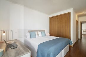 Apartment With Pool and Gym, Piornais Residence I