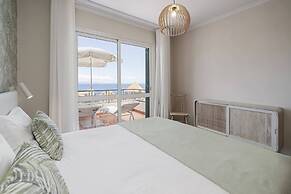 Duplex With sea View, Reis Magos V