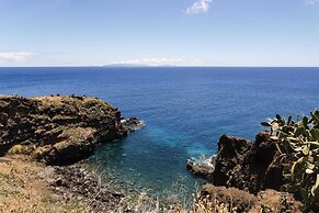 Duplex With sea View, Reis Magos V