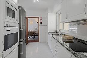 Duplex With sea View, Reis Magos V
