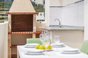 Duplex With sea View, Reis Magos V