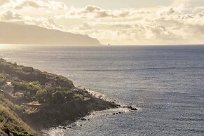 A Haven by the Sea, Casa da Rocha de Baixo,