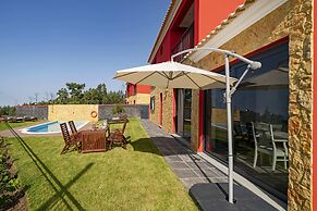 Felicidade Rocha I, for Families, With a Pool