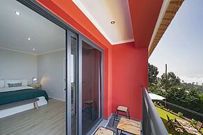 Felicidade Rocha I, for Families, With a Pool