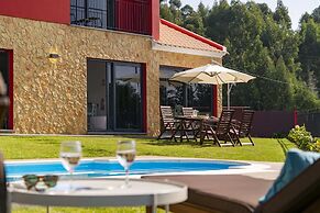 Felicidade Rocha I, for Families, With a Pool