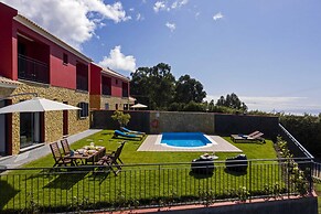 Felicidade Rocha II - For Families, With a Pool