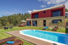 Felicidade Rocha II - For Families, With a Pool