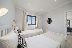 Felicidade Rocha II - For Families, With a Pool