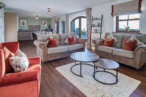 The Beacon - 3 Bed - Ludchurch